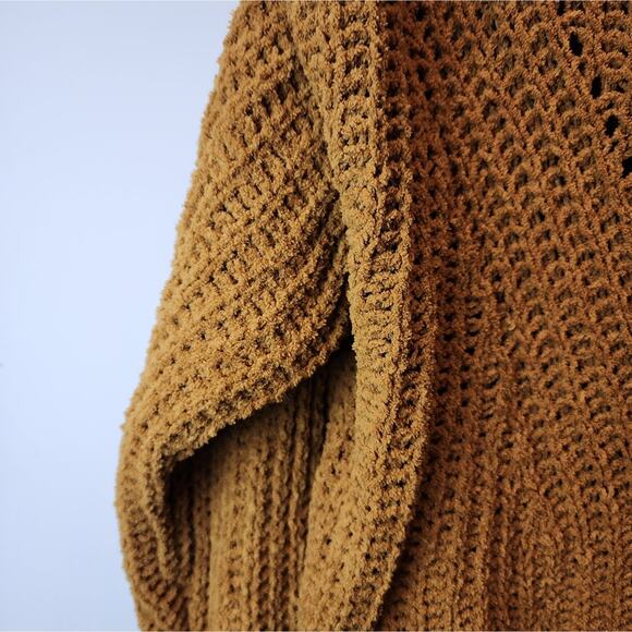 Love Tree Boxy Oversized Mustard Sweater Soft Cozy Women's Size L - Picture 5 of 8